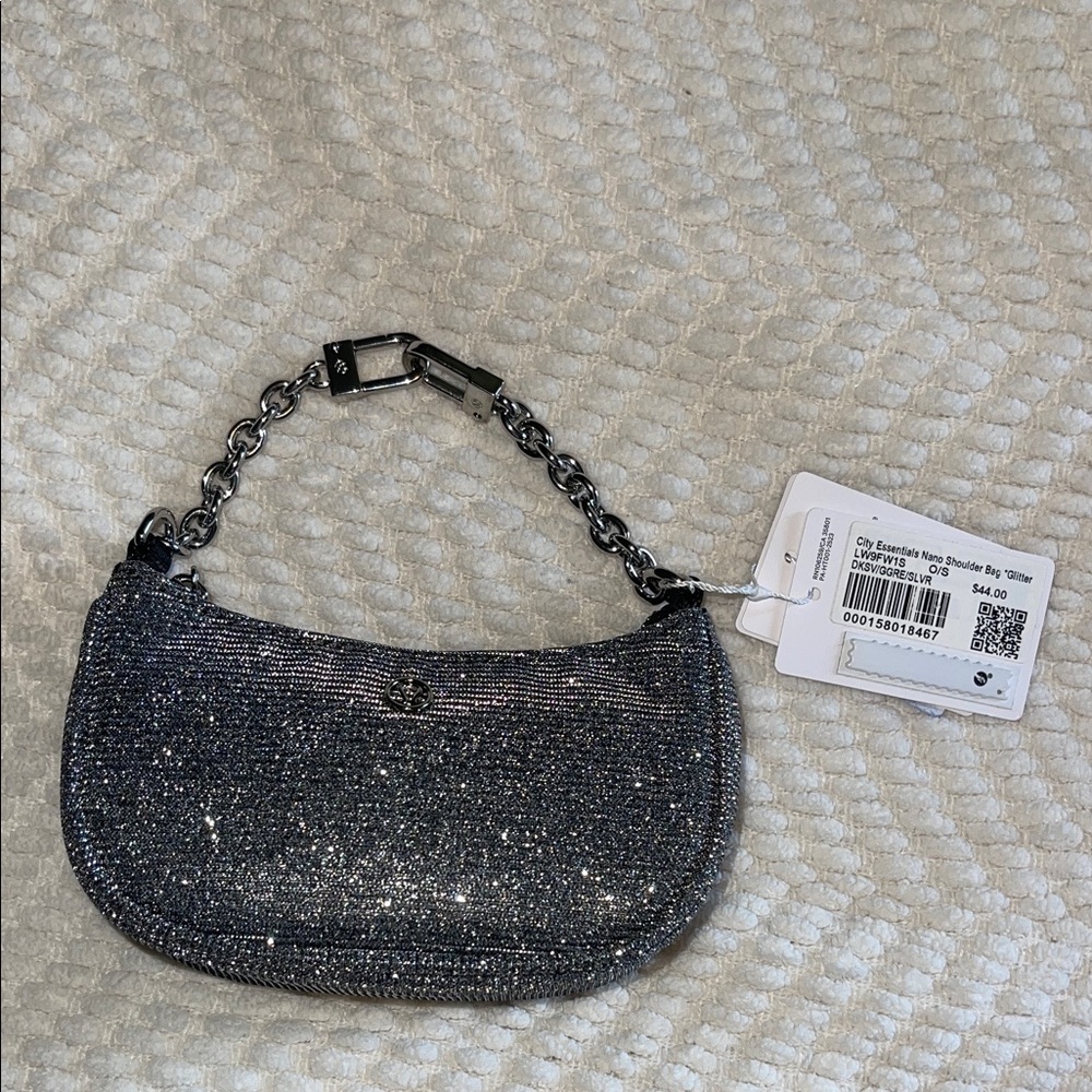 Elegant Silver Chain Shoulder Bag
